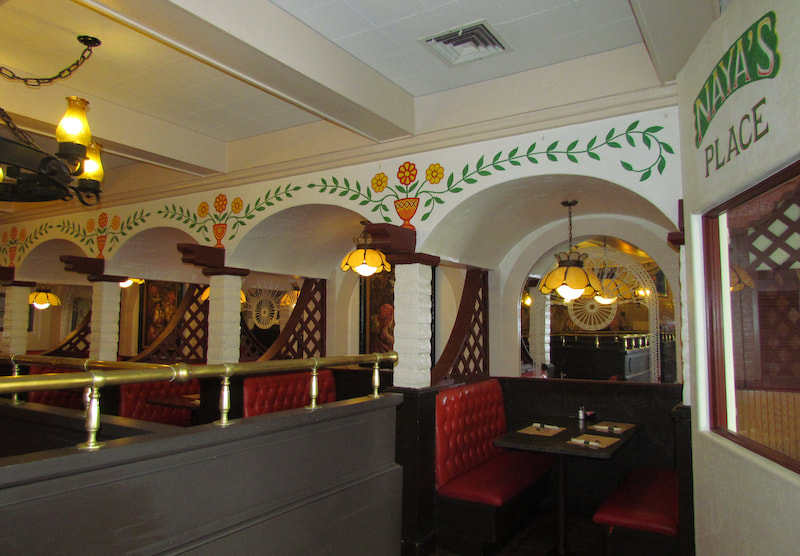 Casa de Paradiso restaurant with decorative painting by Kim Victoria